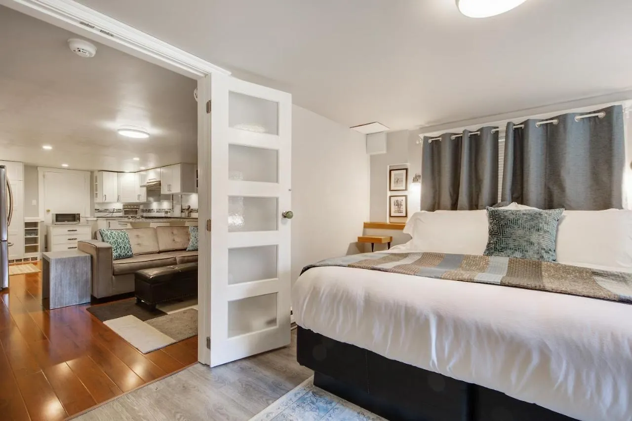 The Ivy On Parker Guest House Vancouver Kanada